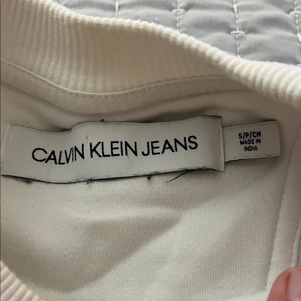 Calvin Klein White Logo Sweatshirt Crewneck Size Small Excellent Condition - Picture 4 of 5